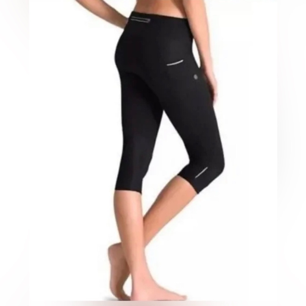 Athleta Capri Athletic Black Cropped Pants-17"